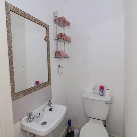 83 Upper John Street Уэксфорд